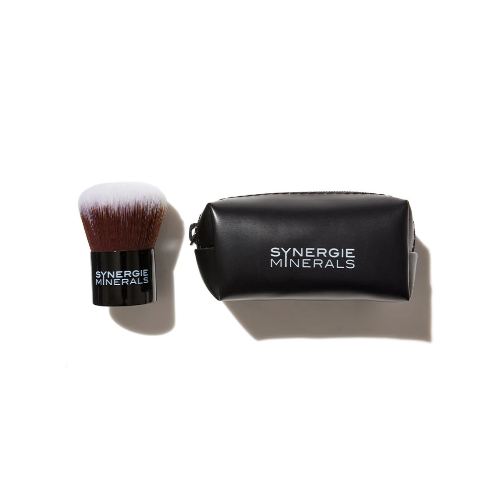 Synergie Minerals Kabuki Brush and pouch