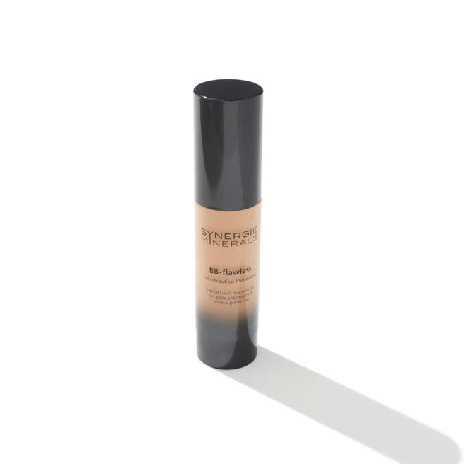BB-Flawless BB liquid mineral foundation with zinc oxide UV protection and niacinamide